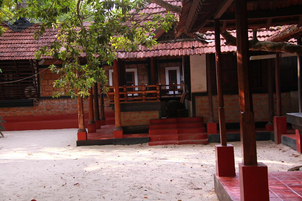 Arakkal Heritage Mararikulam Dış mekan fotoğraf