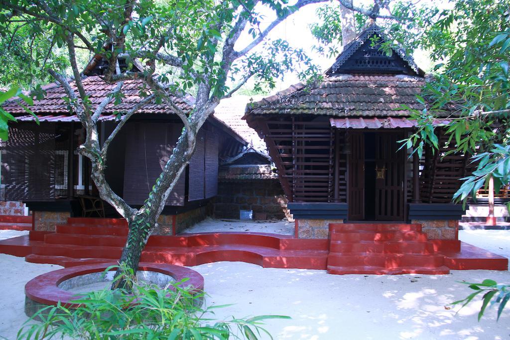 Arakkal Heritage Mararikulam Dış mekan fotoğraf